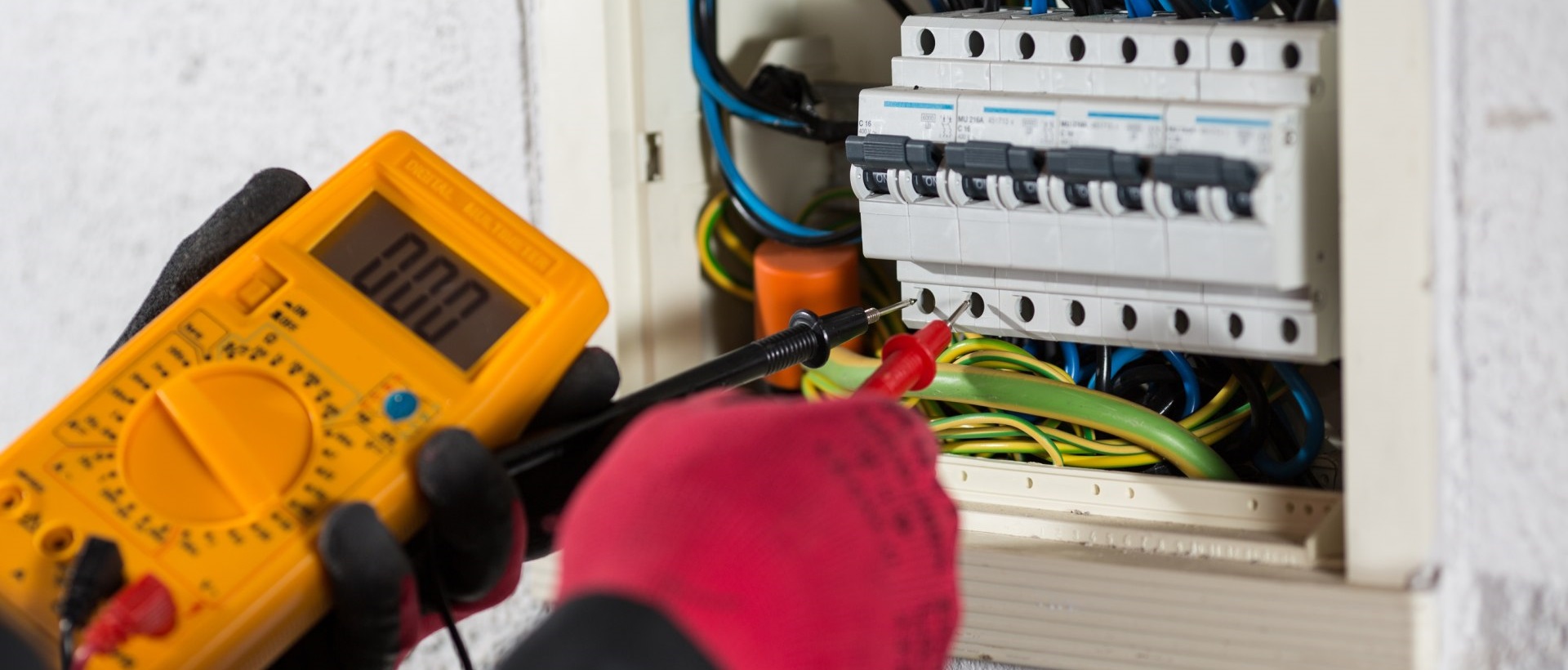 Electricians SW14